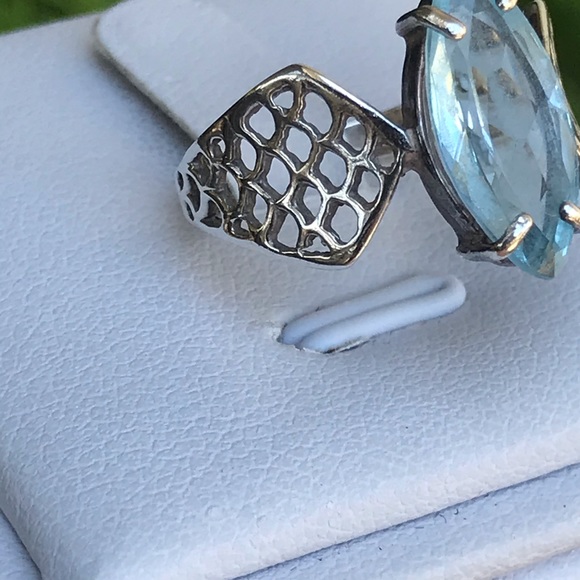 925 Aquamarine Ring - Picture 4 of 8